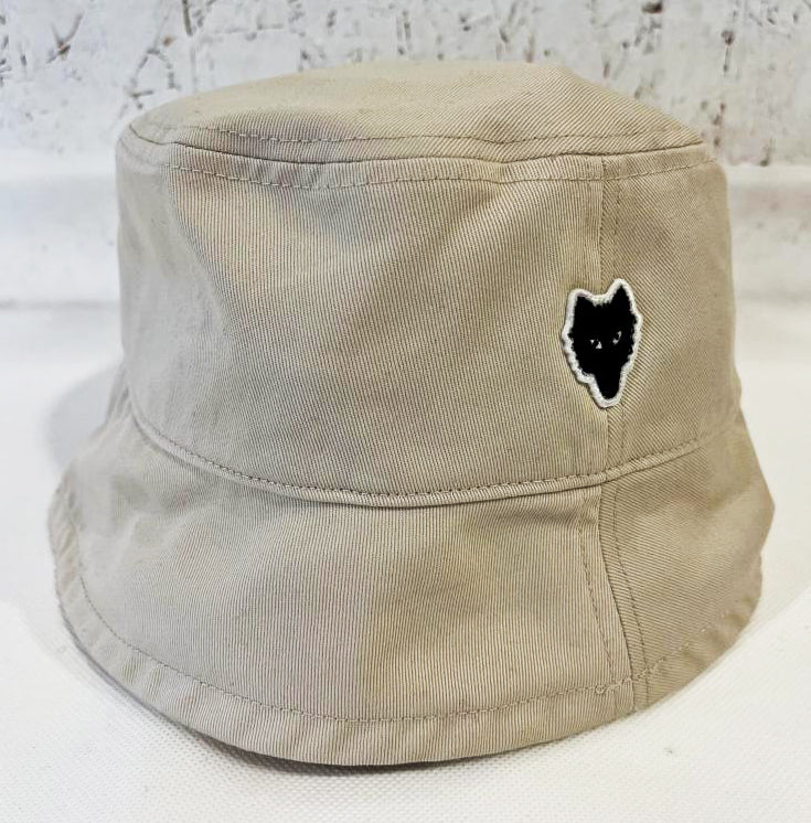 WOLF BUCKET HAT