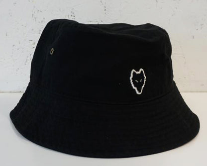 WOLF BUCKET HAT
